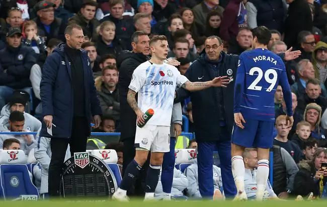  切尔西替补前锋临危受命梅开二度建功