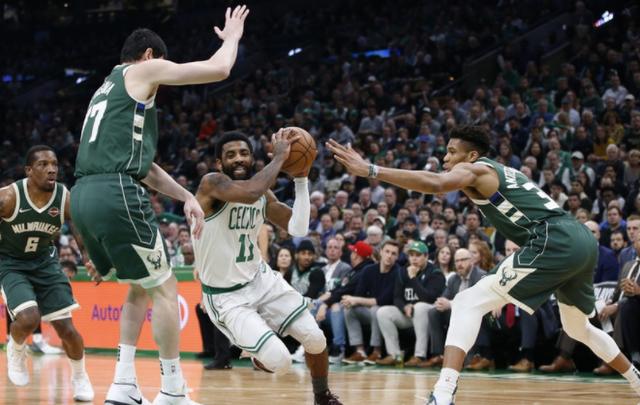  塔图姆末节爆发凯尔特人险胜雄鹿登顶东部榜首