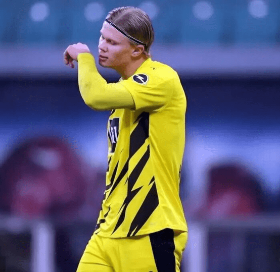  多特蒙德青春风暴席卷赛场演绎进攻狂潮